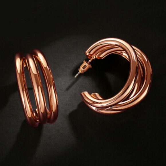 New 18k gold/White gold plated Earrings - Picture 5 of 13